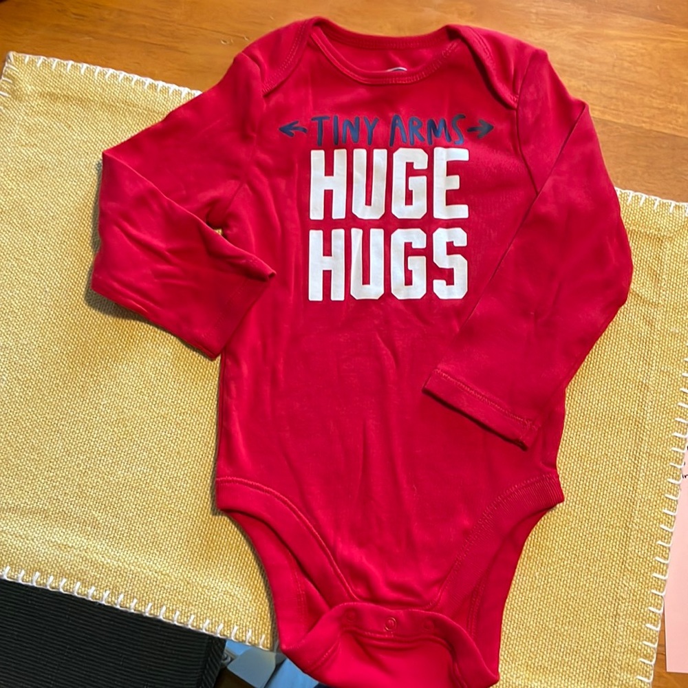 Old Navy 12 to 18 months onesie new without tags